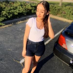 Meet your Posher, Lizbeth